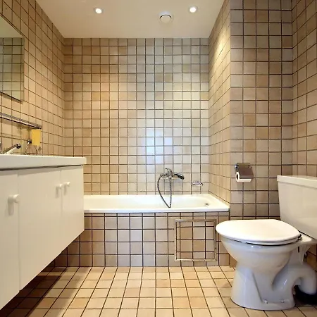 Seaside Escape W Balcony Apartment De Haan