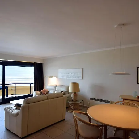 Seaside Escape W Balcony Daire *
