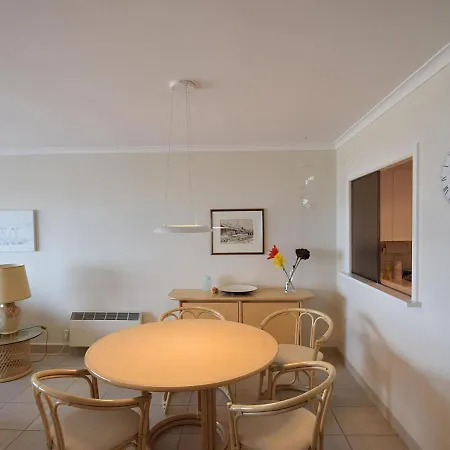 Seaside Escape W Balcony Daire De Haan