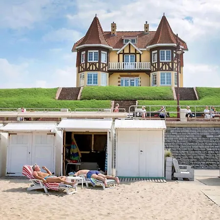 Seaside Escape W Balcony De Haan